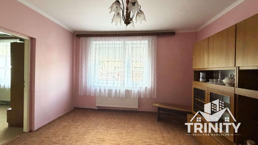 Na predaj tehlový 4-izbový rodinný dom v obci Andovce