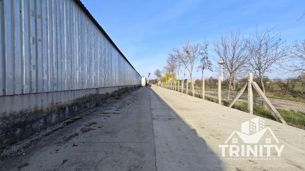 Na predaj výroba - sklady - priestory v obci Tvrdošovce