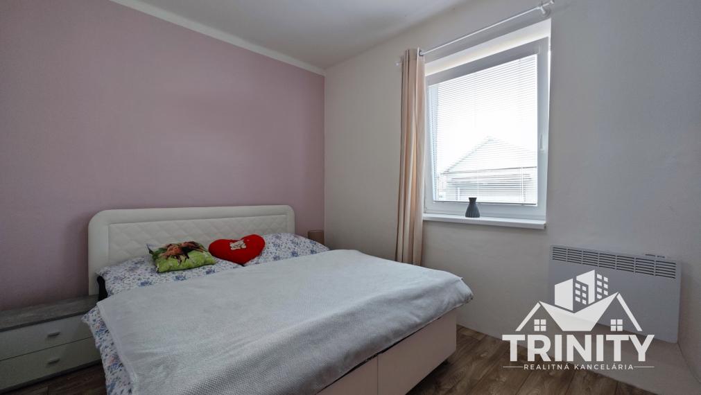 Na predaj 4-izbový rodinný dom s garážou v obci Tvrdošovce