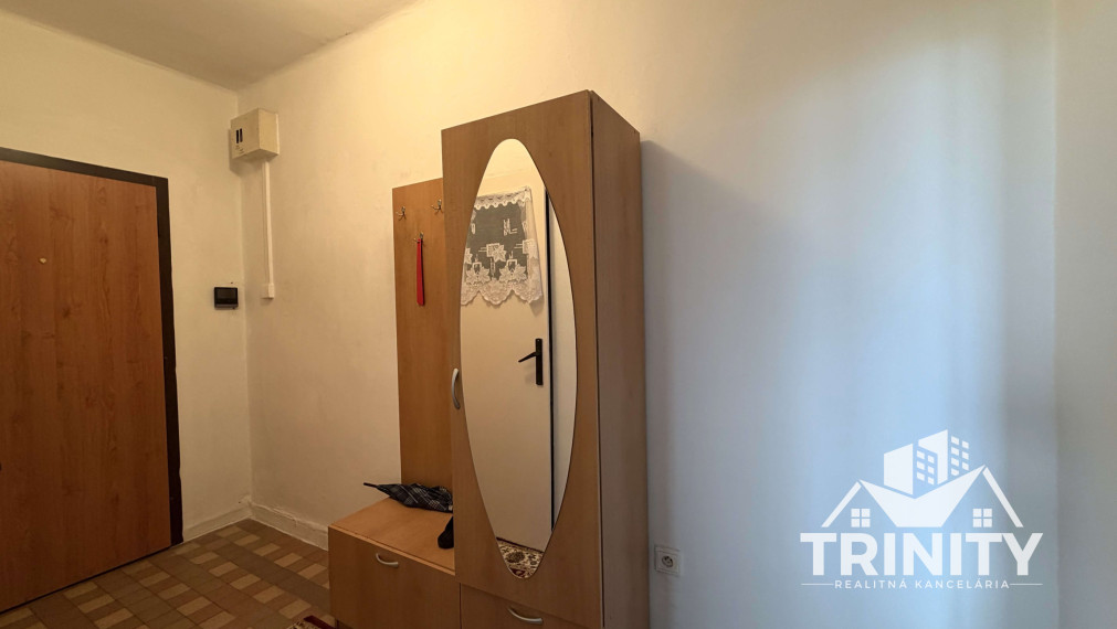 Na predaj 1-izbový byt s balkónom v meste Nové Zámky