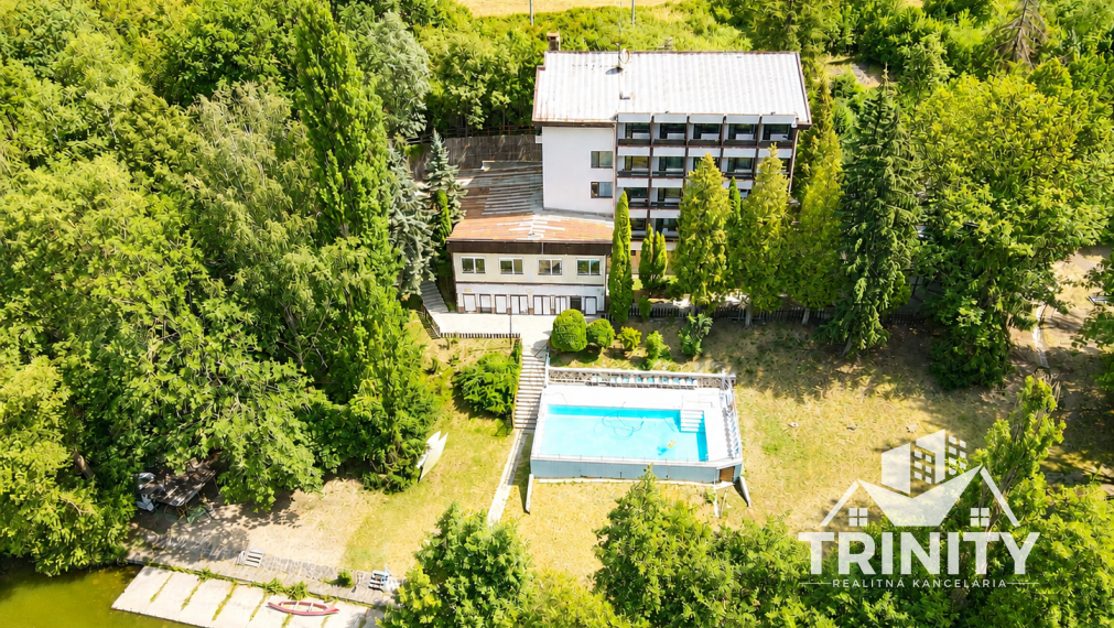 Na predaj budova / rekreačný objekt / ubytovacie zariadenie - Zvolen časť Môťová