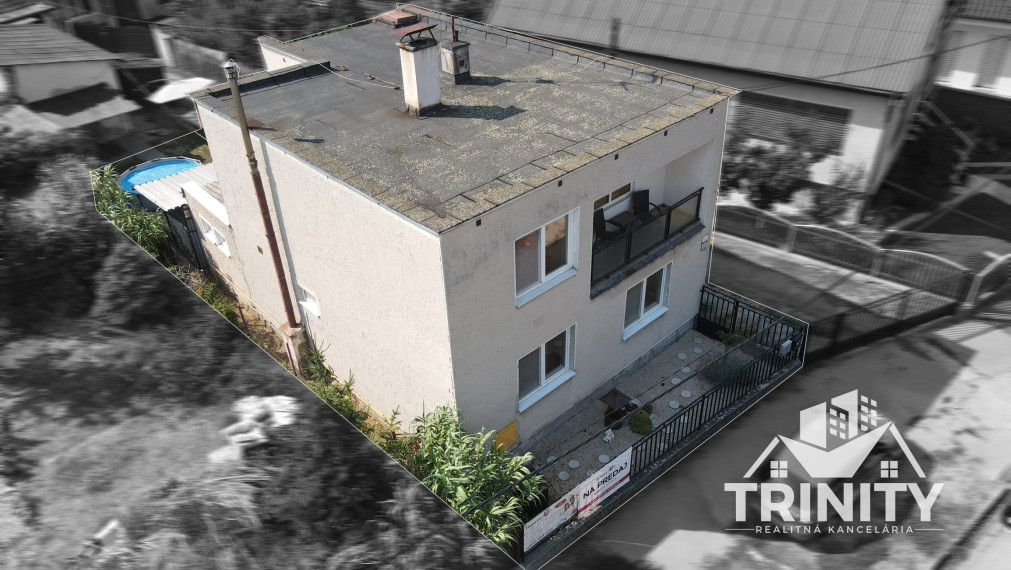 Na predaj 6-izbový rodinný dom v tichej lokalite v meste Šurany, EXKLUZÍVNE