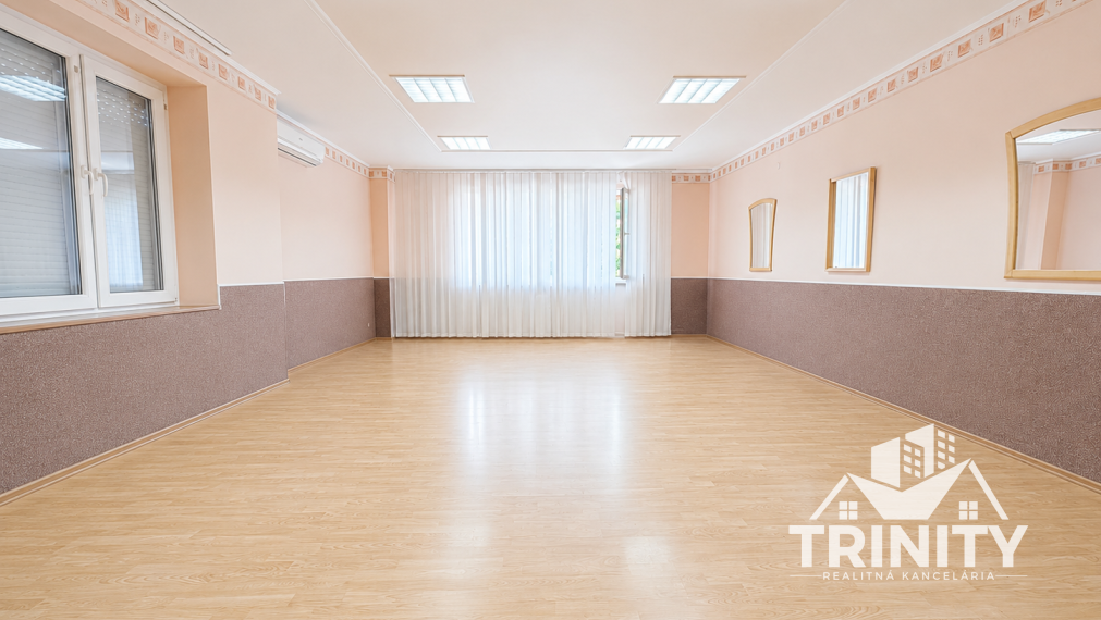 Na prenájom kancelárske priestory v centre mesta Šurian