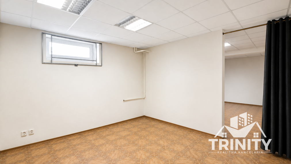 Na prenájom kancelárske/skladové priestory v centre mesta Šurian