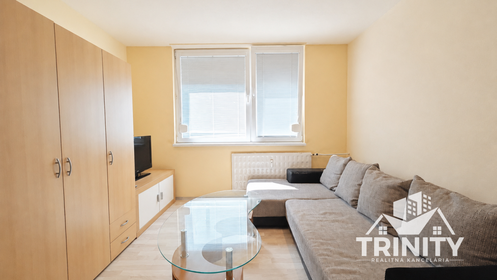 IBA U NÁS - Na prenájom zariadená Garsónka v Nových Zámkoch