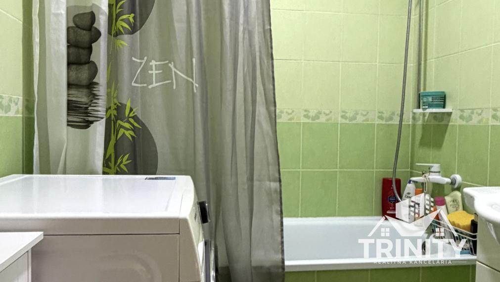 Na predaj 2-izbový byt na Vajanského ulici v meste Nové Zámky