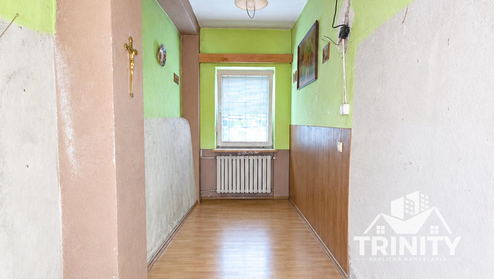 EXKLUZÍVNE - Na predaj 3-izbový rodinný dom pri centre v obci Palárikovo