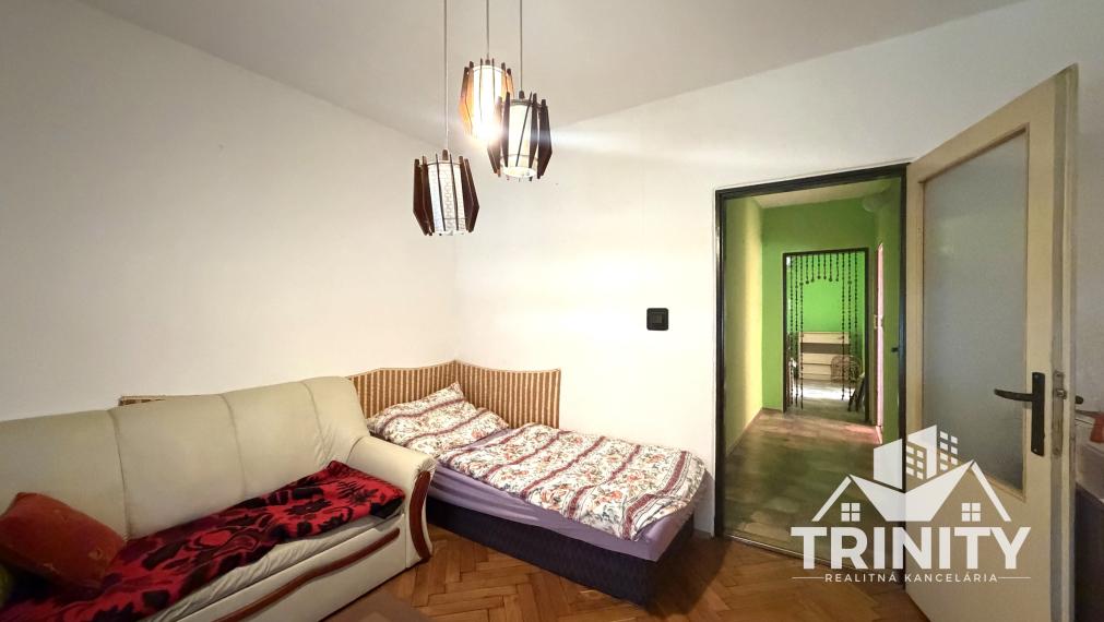 Na predaj 3-izbový byt s balkónom v meste Šurany