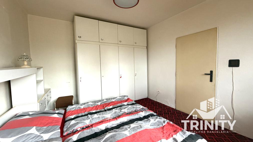 Na predaj 3-izbový byt s balkónom v meste Šurany