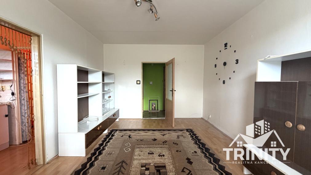 Na predaj 3-izbový byt s balkónom v meste Šurany