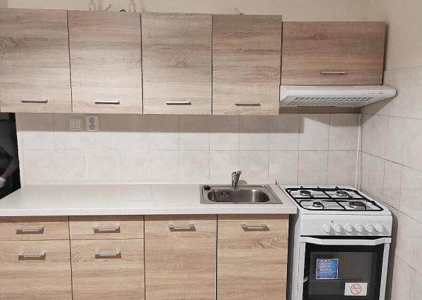 Na PRENÁJOM 1-izbový byt s dvoma balkónmi na ul. Nábrežná v meste Nové Zámky