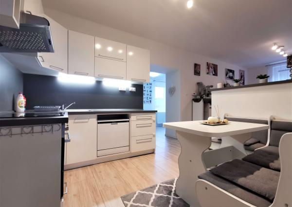 Na predaj 3-izbový rodinný dom v meste Šurany, 3D obhliadka