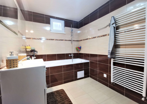 Na predaj 3-izbový rodinný dom v meste Šurany, 3D obhliadka