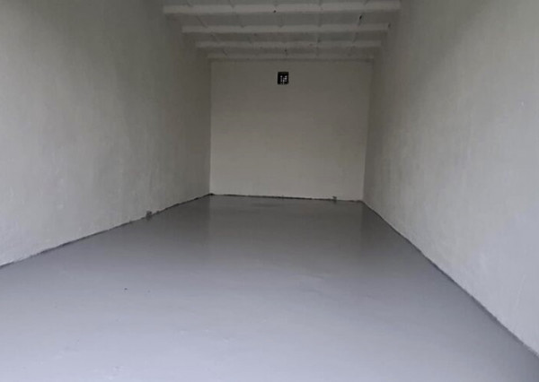 Na prenájom garáž v Nových Zámkoch