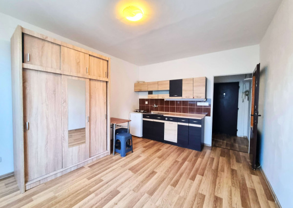 Na prenájom garsónka v meste Nové Zámky