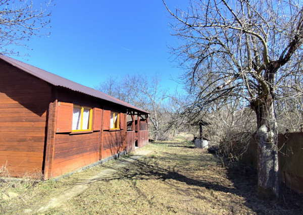 Znížená cena ! Na predaj stavebný pozemok v obci Bardoňovo