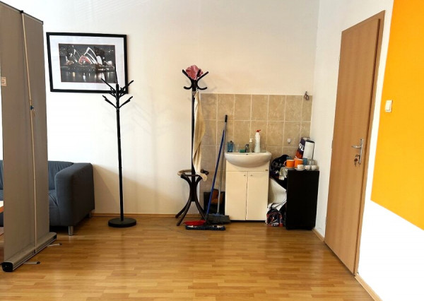 Na prenájom kancelársky priestor v meste Nové Zámky