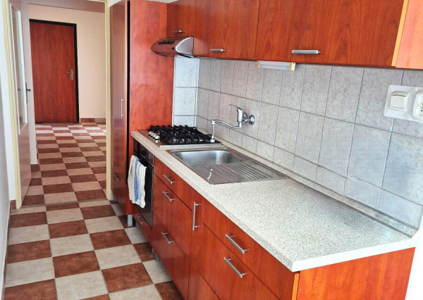 Na predaj 2-izbový byt s dvoma loggiami v meste Nové Zámky