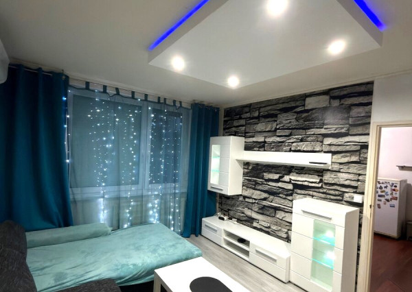 Na prenájom zariadený 1-izbový byt v meste Nové Zámky