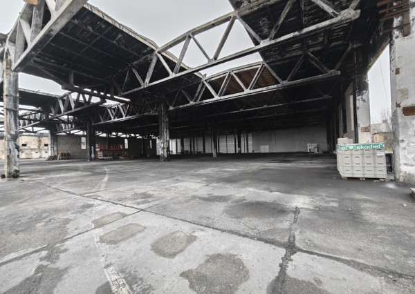 Na prenájom sklad / skladové plochy s betónovou plochou v meste Šurany.