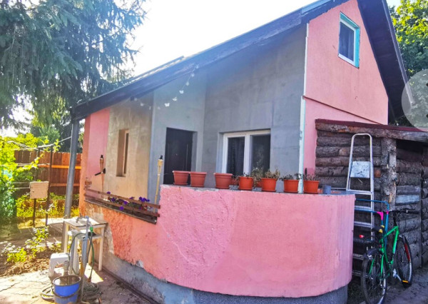 Na predaj chata so záhradou v Nových Zámkoch