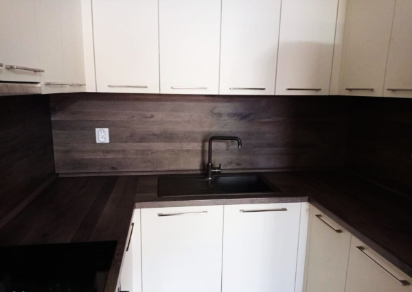 Na prenájom zariadený 3-izbový byt s loggiou v meste Nové Zámky