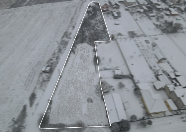 Na predaj rozsiahly stavebný pozemok v obci Gbelce