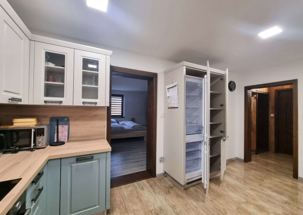 Na prenájom krásný 3-izbový byt s balkónom v obci Kolta