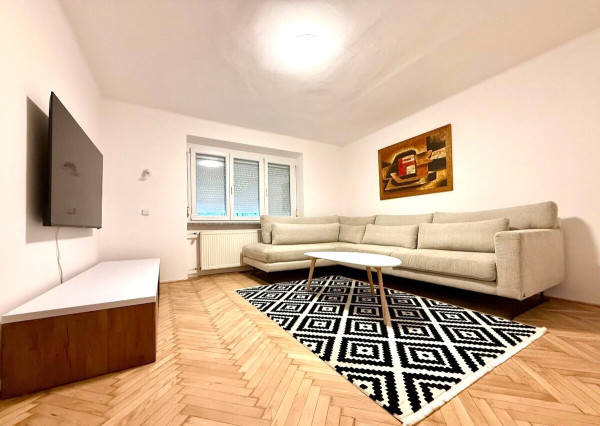 Na prenájom zariadený tehlový 2-ibový byt v centre mesta Nové Zámky