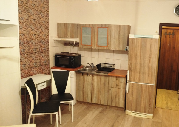 Na prenájom zariadená garsónka v meste Nové Zámky