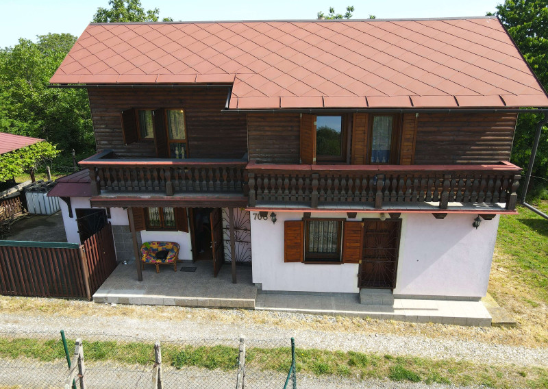 Znížená CENA! Na predaj chata v obci Trávnica, 3D obhliadka