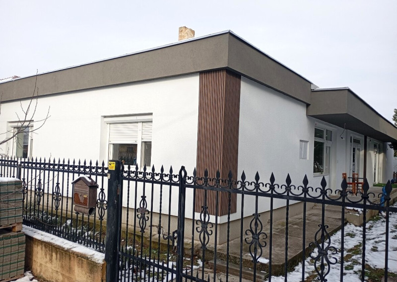 Na predaj prerobený 3-izbový rodinný dom v meste Nesvady