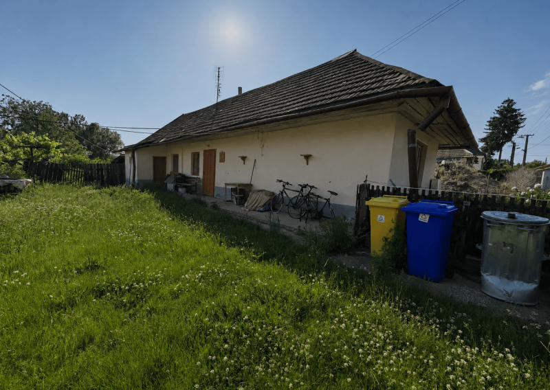 Na predaj vidiecky 3-izbový rodinný dom v obci Kolta