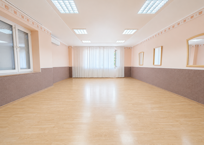 Na prenájom kancelárske priestory v centre mesta Šurian